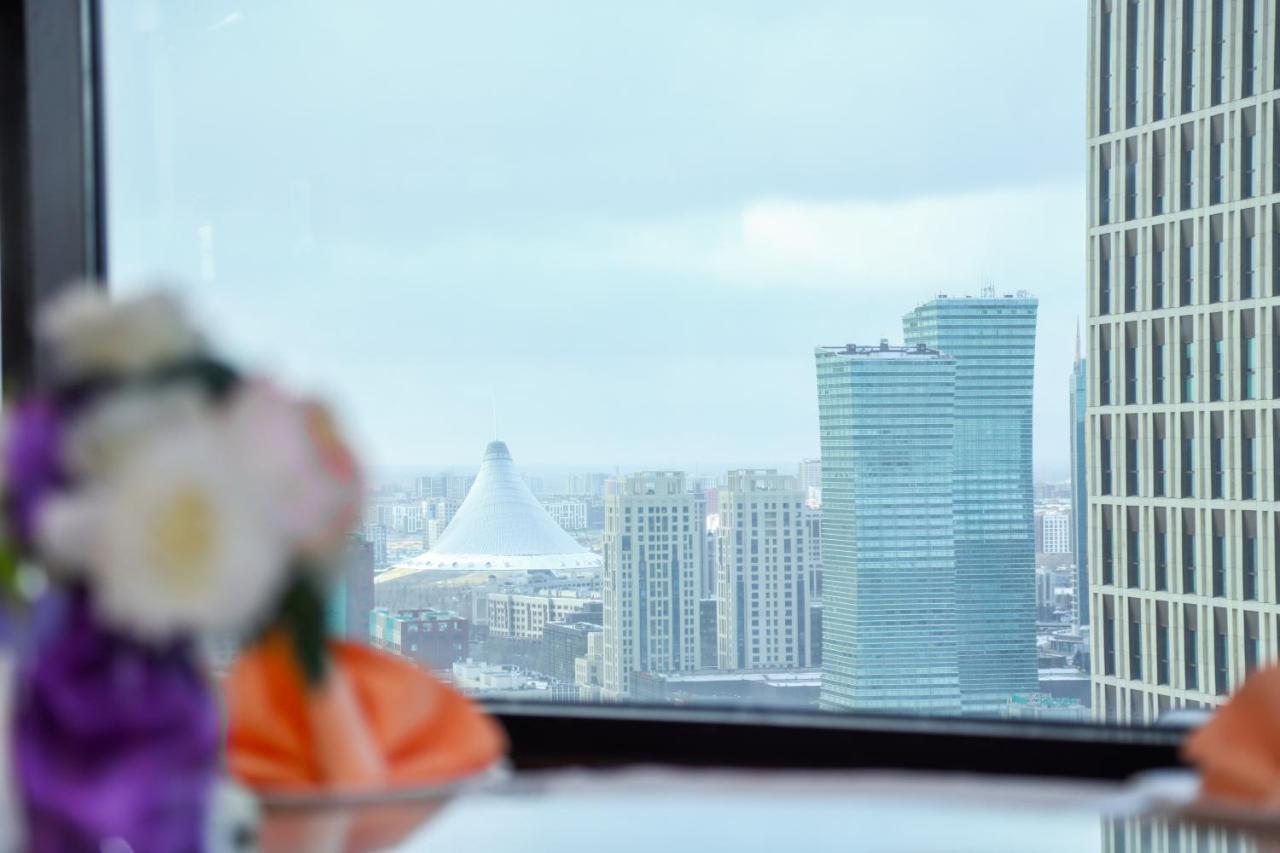 Beijing Palace Soluxe Hotel Astana Buitenkant foto View from the 30th floor